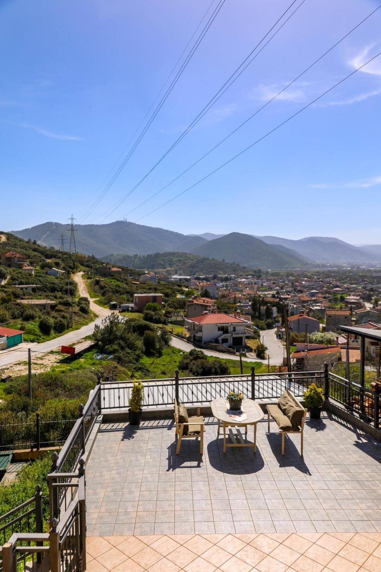 Hill House Apartment Кавала Екстериор снимка