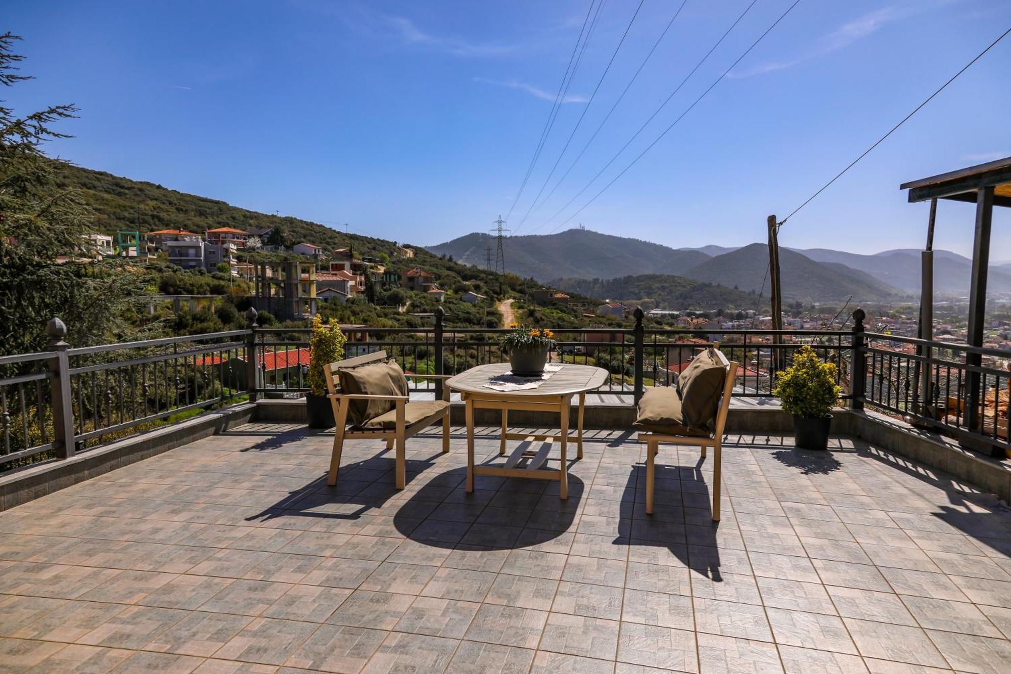 Hill House Apartment Кавала Екстериор снимка