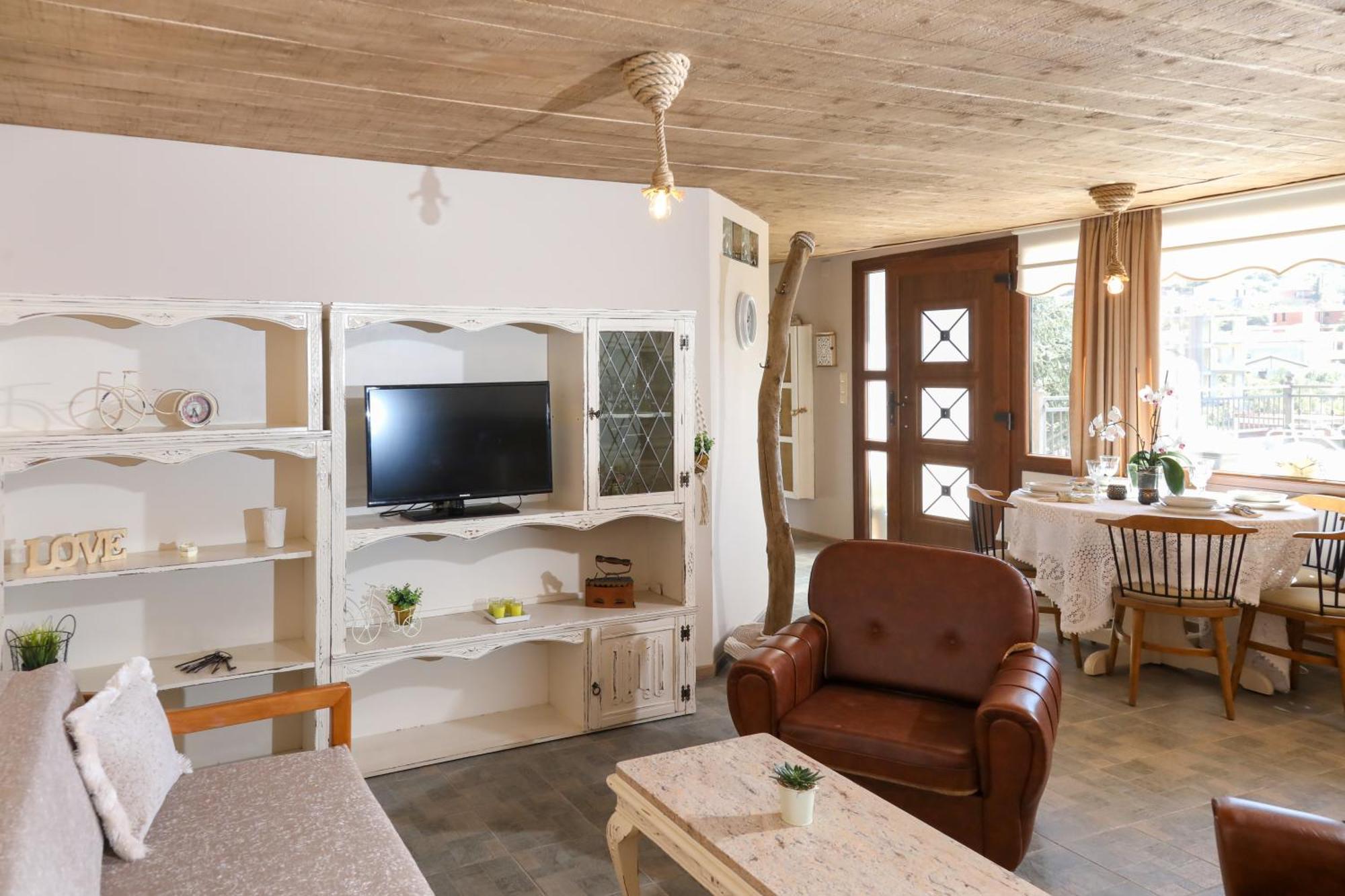 Hill House Apartment Кавала Екстериор снимка