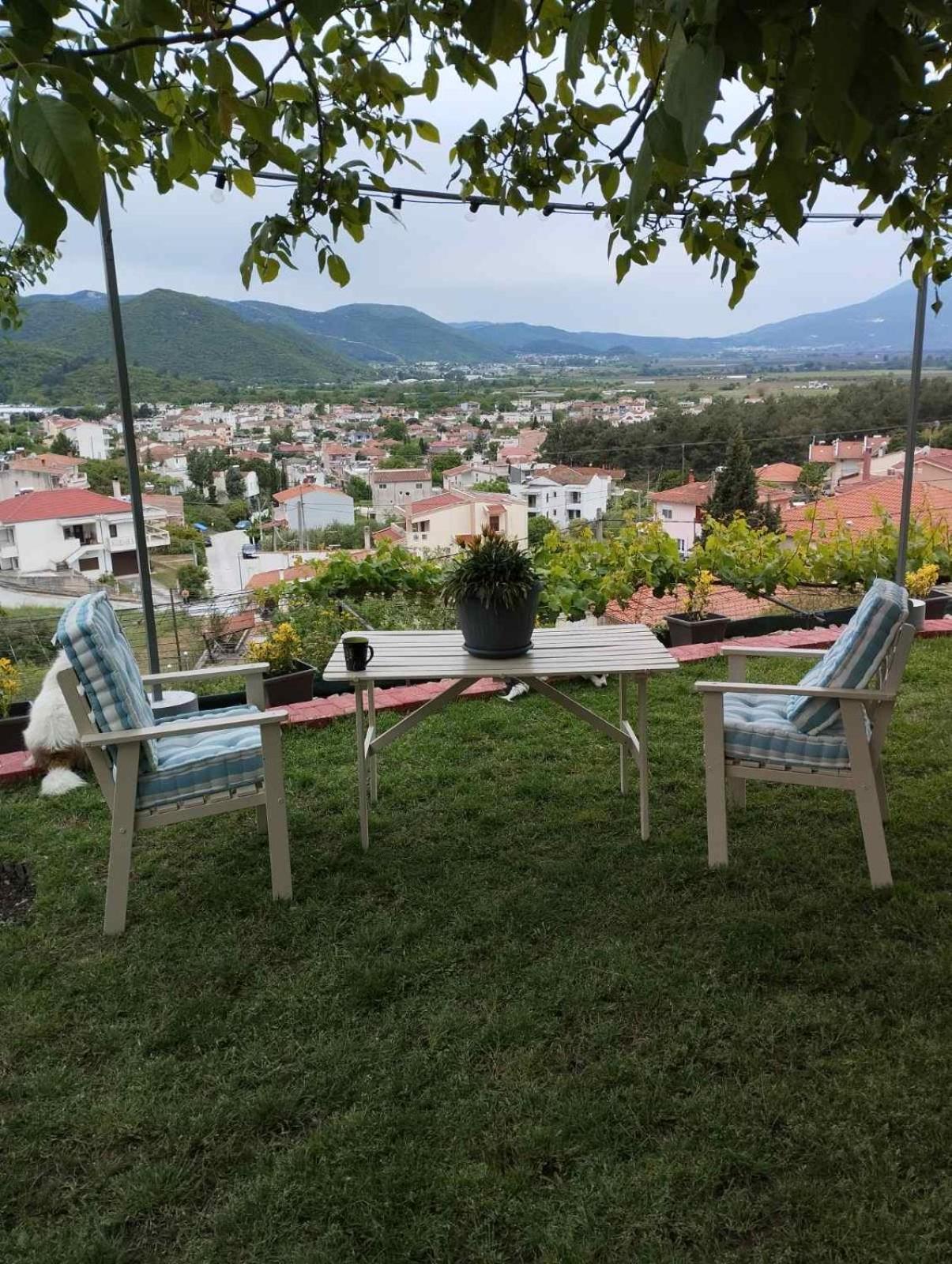Hill House Apartment Кавала Екстериор снимка