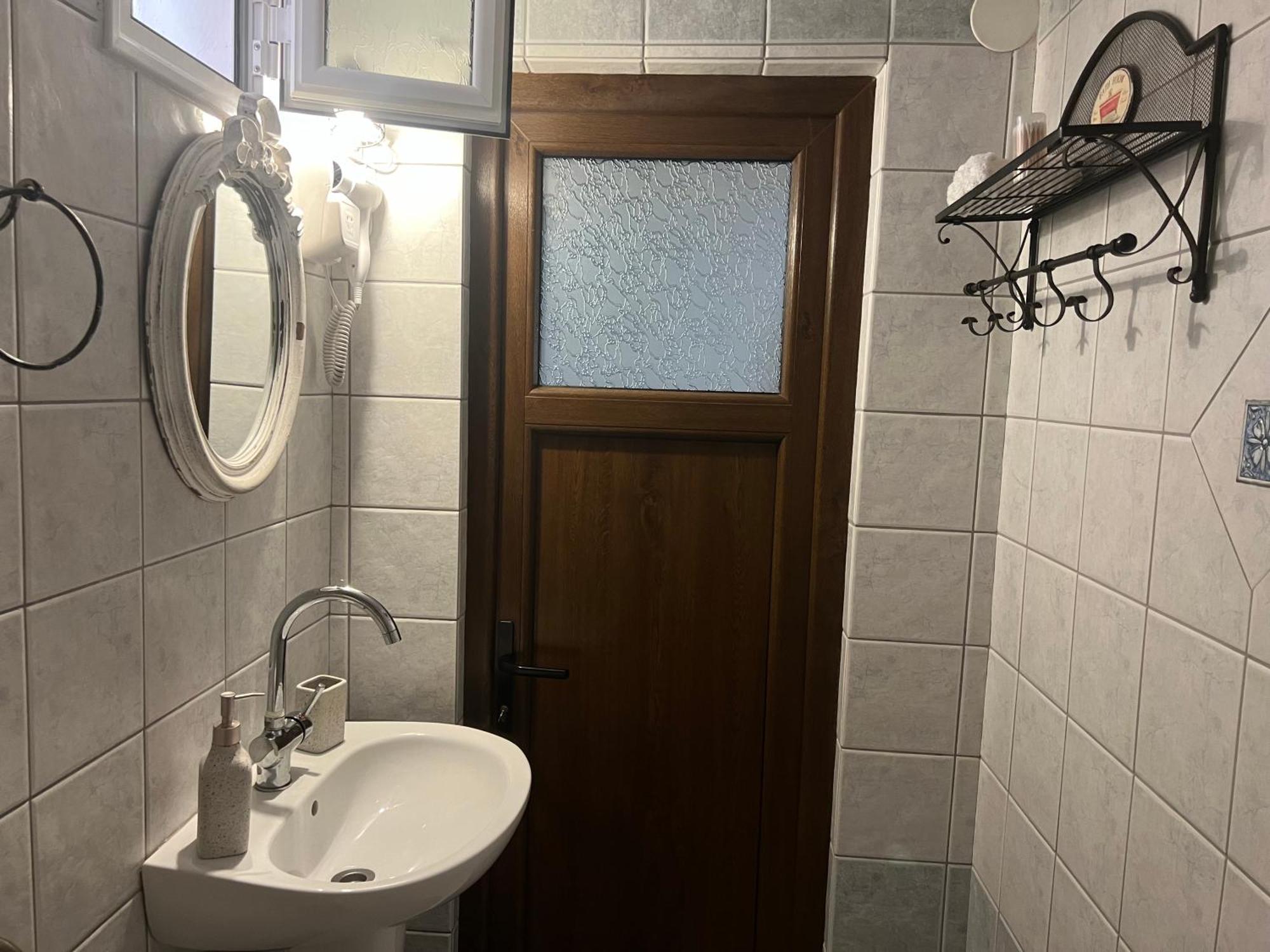 Hill House Apartment Кавала Екстериор снимка